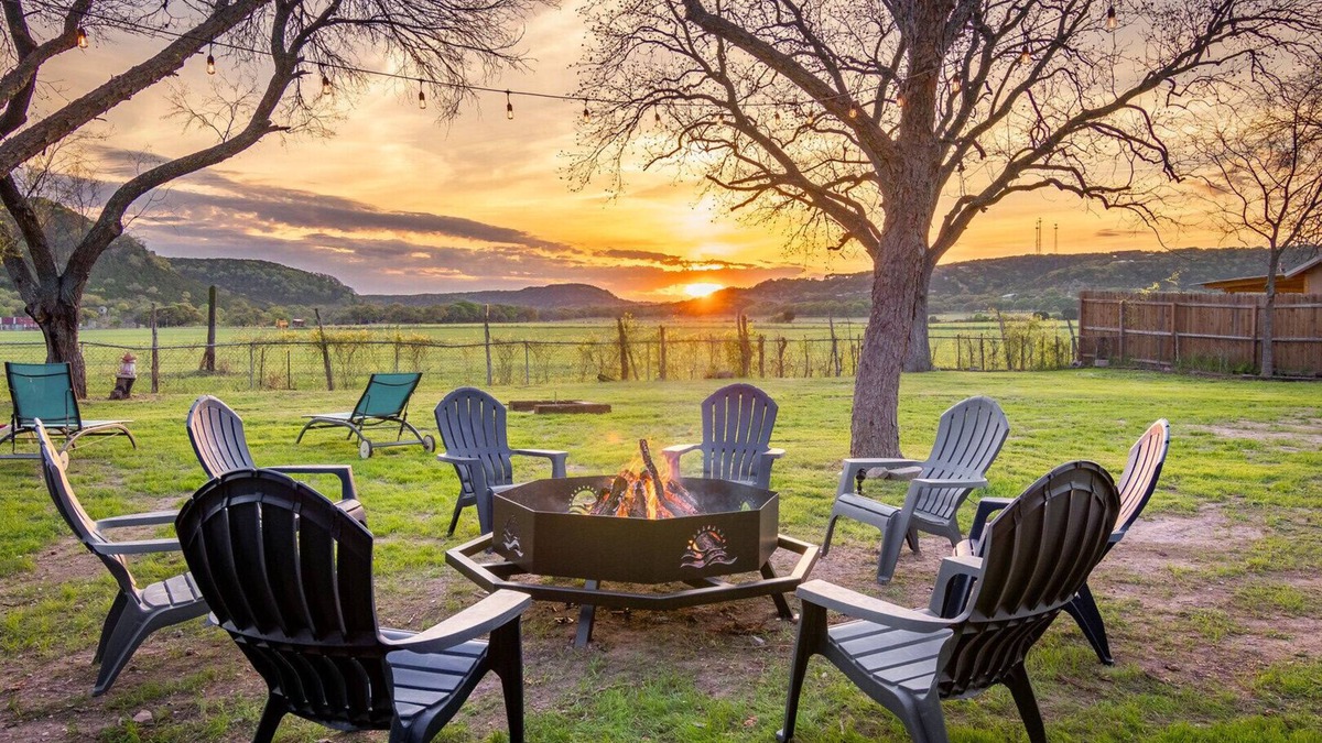 New Braunfels House | Texas Sunset near the river