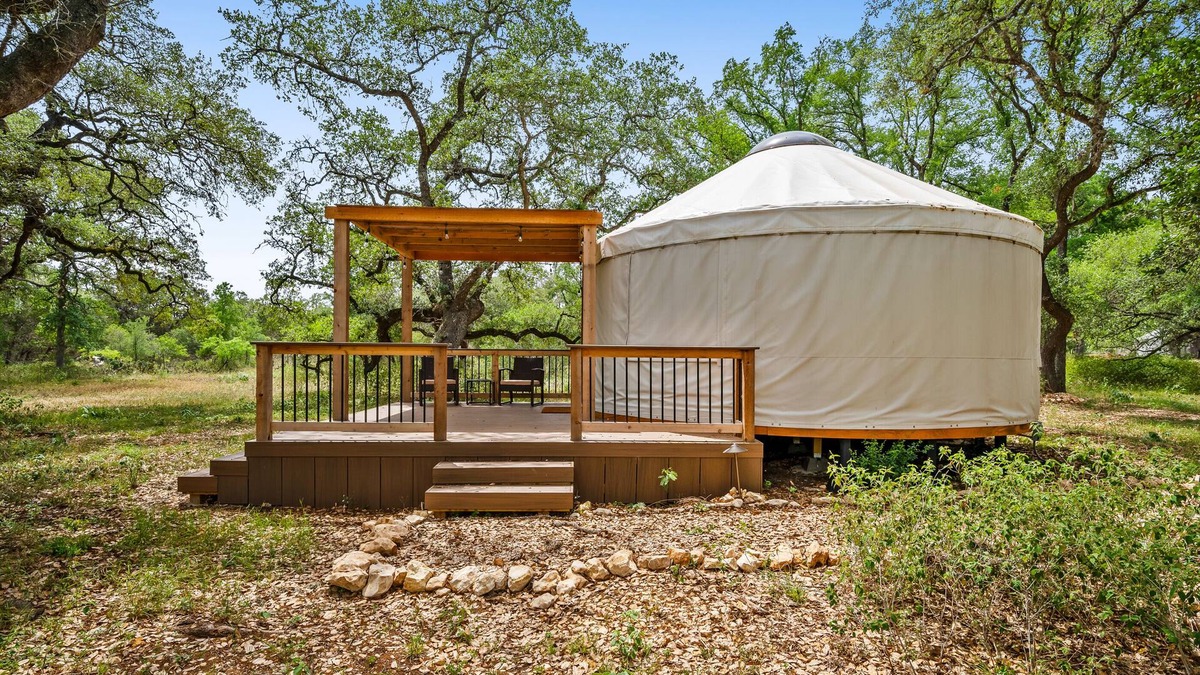 New Braunfels House | Texas Yurt Haus-Longhorn