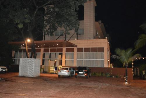 Raipur Hotel | TGN SUITES - HOTEL