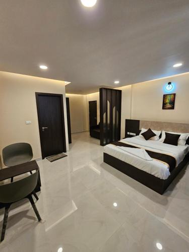 Cheruvathur Hotel | THAAL RESIDENCY Cheruvathur-HALA GROUPS