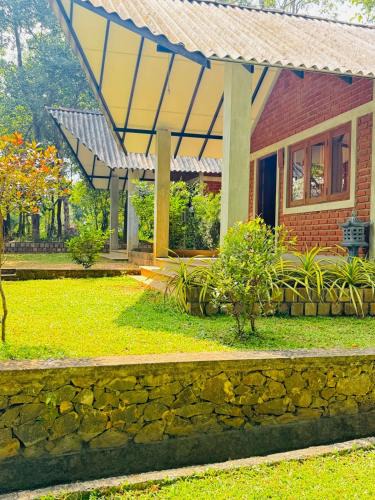 Habarana Bed & Breakfast | Thaala Villa - Habarana