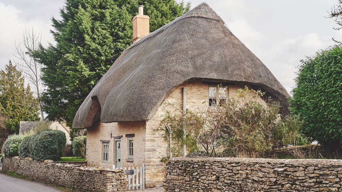 Laverton Cottage | Thatch Cottage - Luxury Cottages