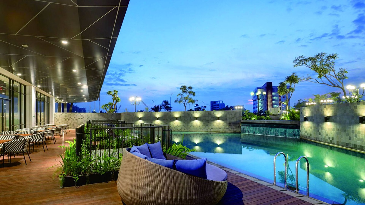Tangerang Hotel | THE 1O1 Jakarta Airport CBC