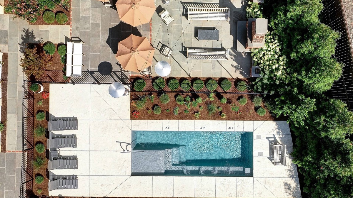 North Downtown Hotel | The 200 South St Boutique Hotel with Pool