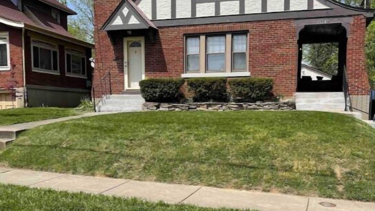 Roselawn Finance Apartment | The Abiding Place, warm & cozy 2-bedroom