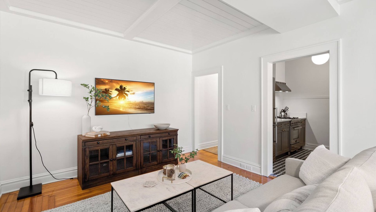 Hyde Park Apartment | The Adaline