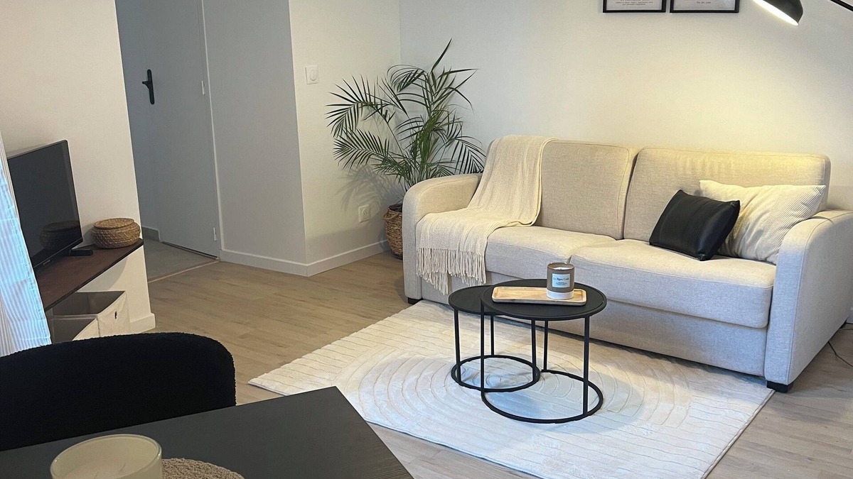 L'Isle-Adam Apartment | The Adamante Escape!