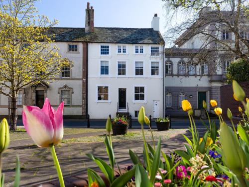 Whitehaven House | The Admiral's Home