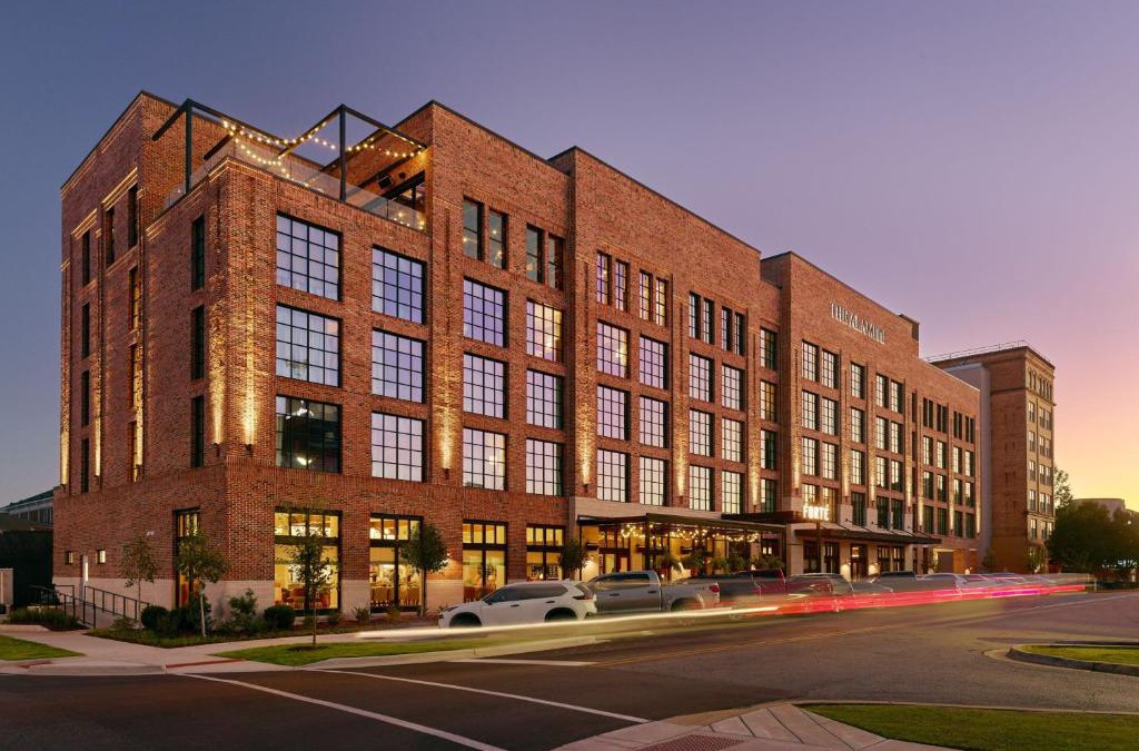 Tuscaloosa Hotel | The Alamite, Tuscaloosa, a Tribute Portfolio Hotel