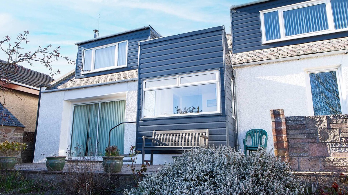 Carnoustie Ski Chalet | The Albatross - Everything's Above Par