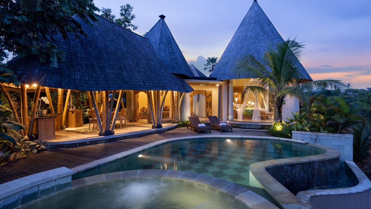 Lodtunduh Resort | The Alena Resort A Pramana Experience