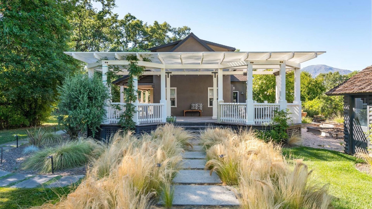 Calistoga House | The Anderson House Calistoga