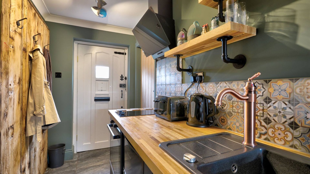 Lancing Apartment | The Annex By the Sea