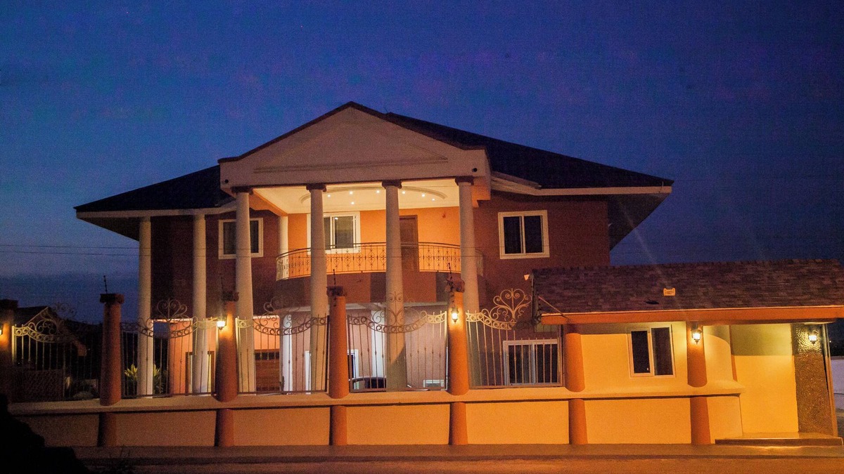 Kumasi Hotel | The Apartel Hotel