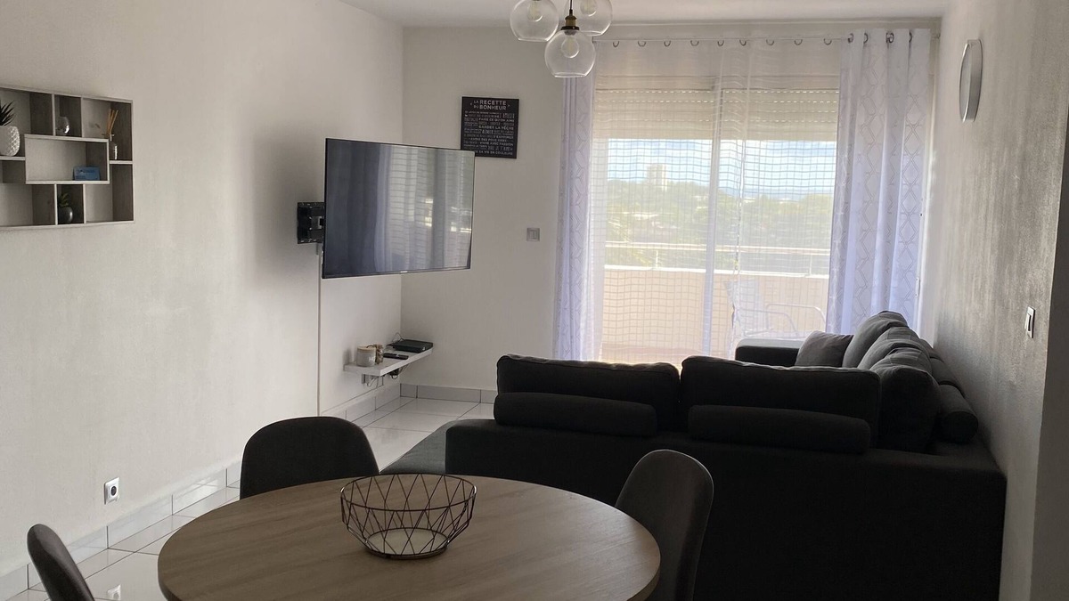 Les Abymes Apartment | The apartment