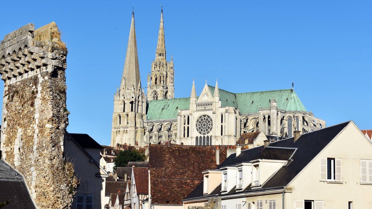 Mainvilliers Apartment | The Appart ', very nice new studio with private closed parking and WI-FI