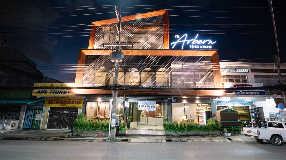 Talat Yai Hotel | The Arbern Hostel x Bistro