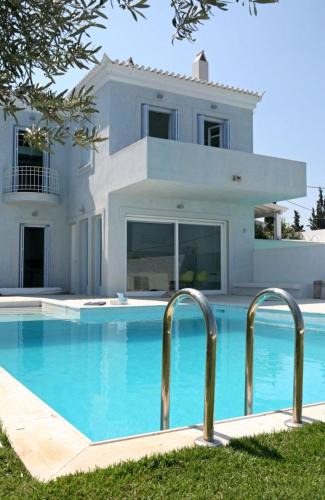 Agios Emilianos Villa | The Architect's Crib