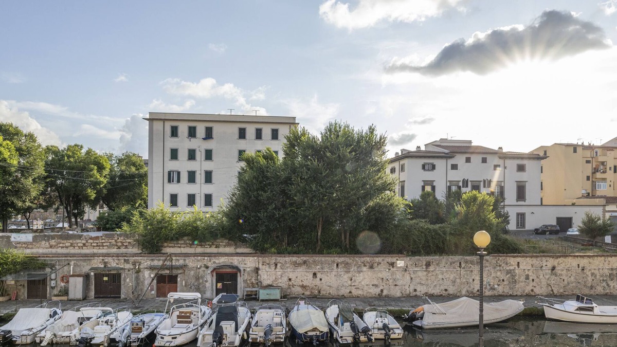 Livorno Apartment | The Architect Suite - Canals View