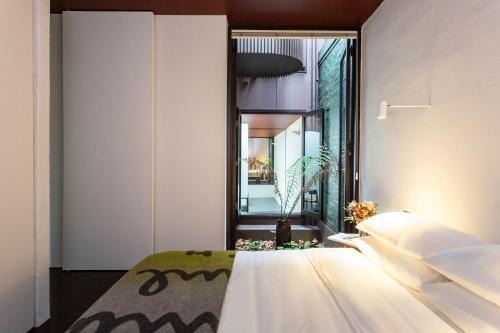 Alexandria House | The Art House, Alexandria Isyd