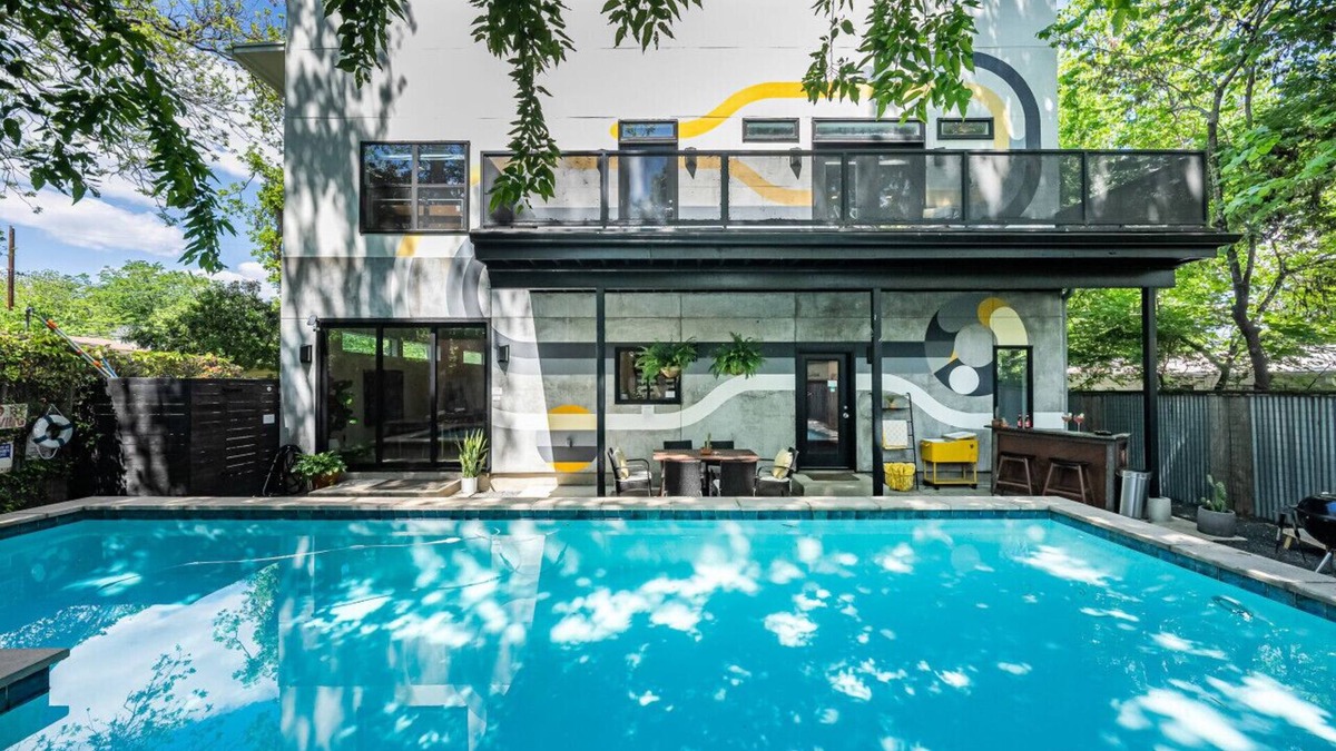 Zilker House | The Austin Oasis, Best Group Travel Spot in Austin