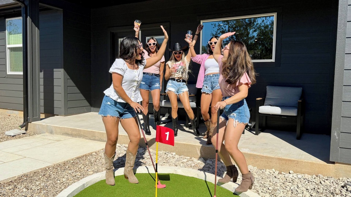 Granbury House | THE BABE CAVE: Beauty Bar, Mini Golf, & IG Worthy