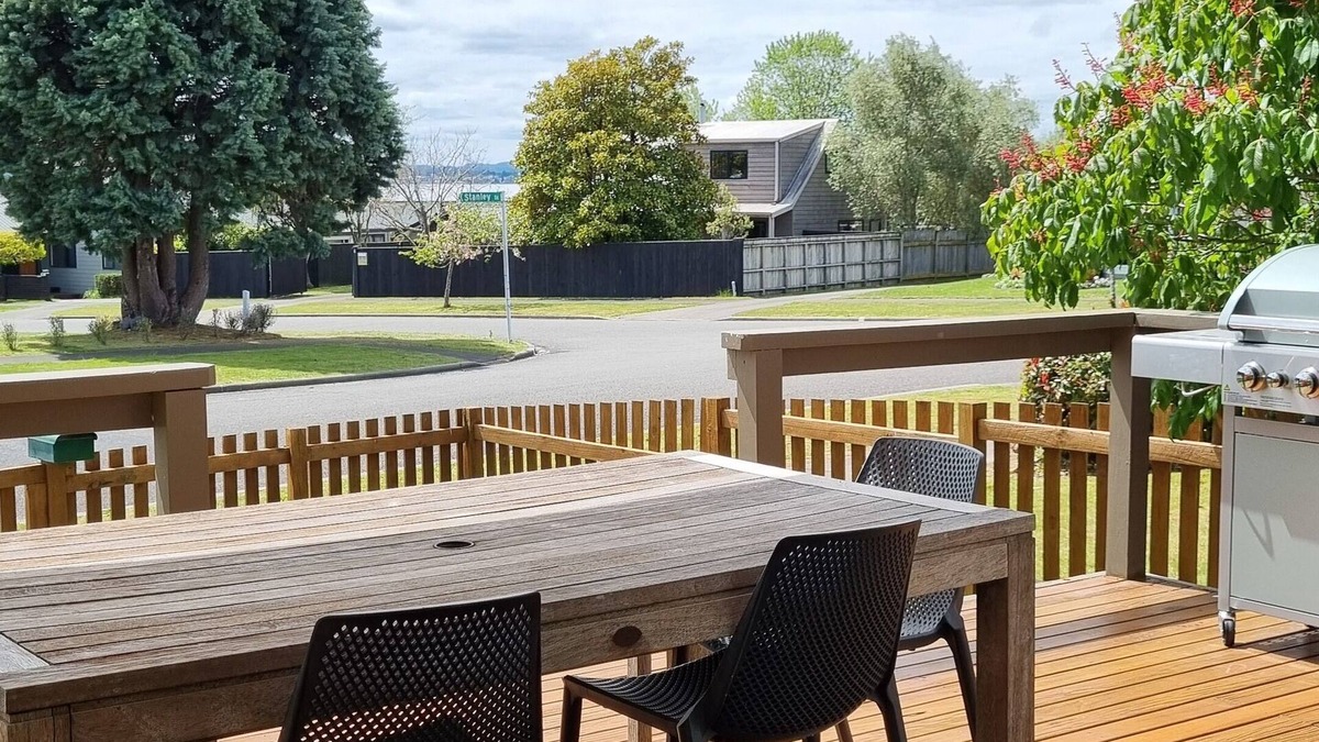 Wharewaka House | The Bach in old Wharewaka well located for a fabulous lake holiday.
