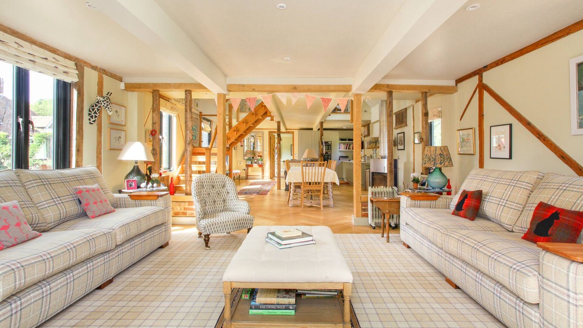 Stodmarsh House | The Barn, Duckpitts Farmhouse, Bramling Canterbury