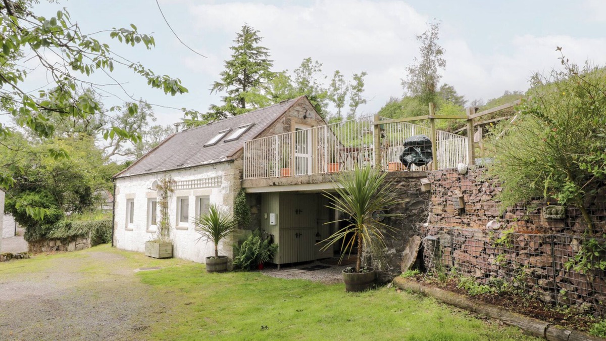 Colvend Cottage | THE BARN, pet friendly, character holiday cottage in Rockcliffe
