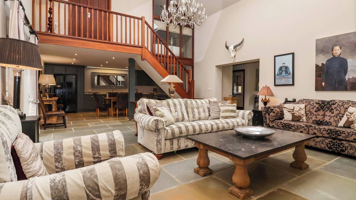 Knaresborough Cottage | THE BARN, romantic, character holiday cottage in Knaresborough
