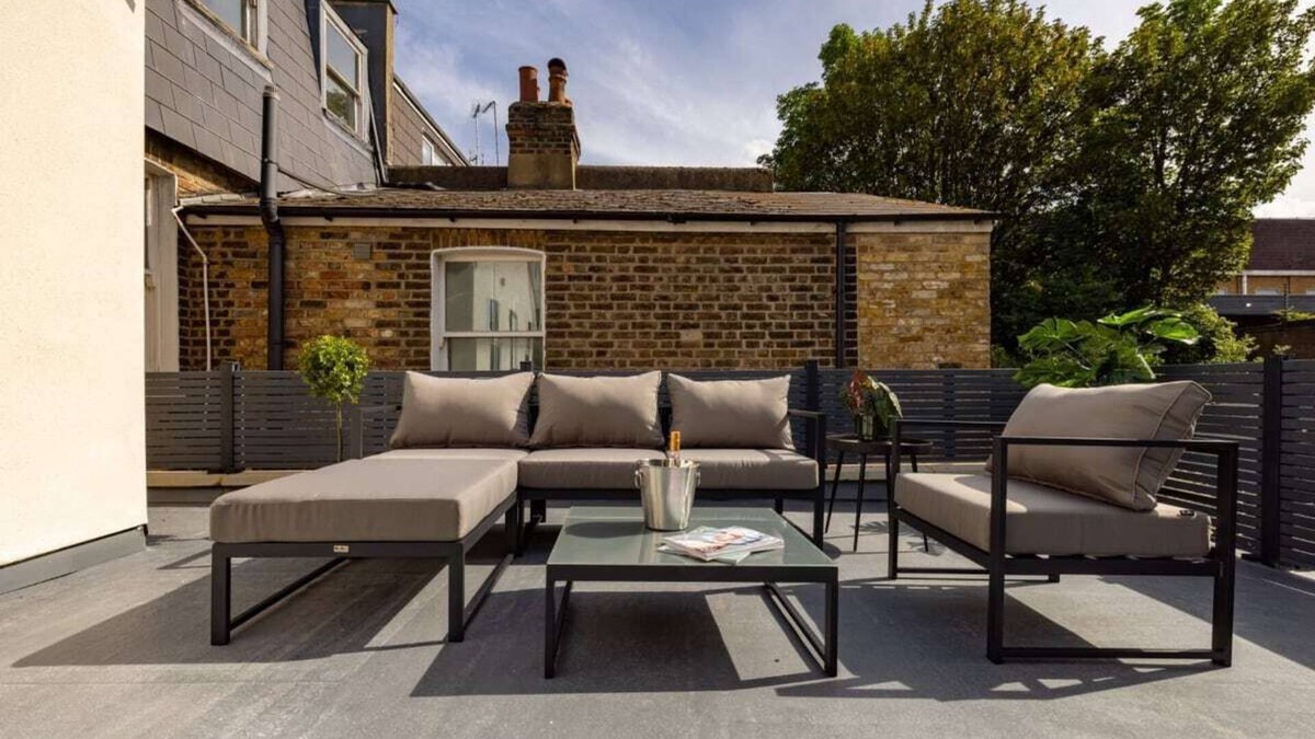 Shaftesbury Apartment | The Battersea Flat - Exquisite 2bdr Flat With Terrace