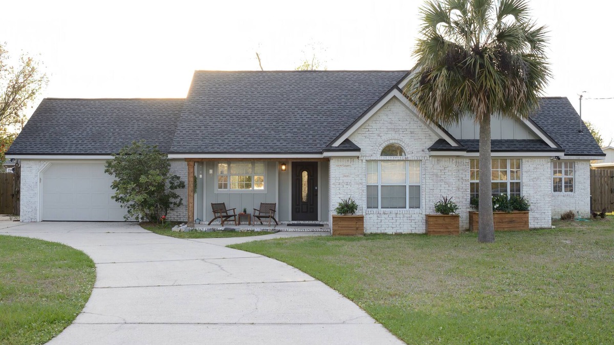 Lynn Haven House | The Bay Haven House