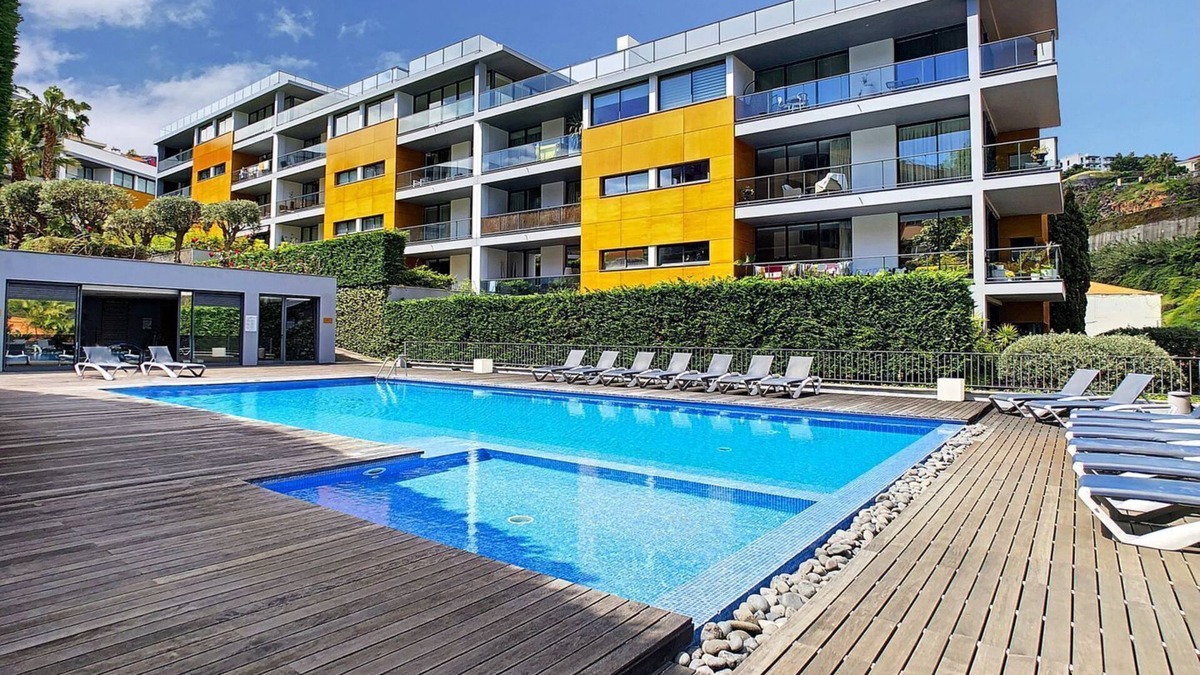 Sao Pedro Apartment | The Bay View by LovelyStay