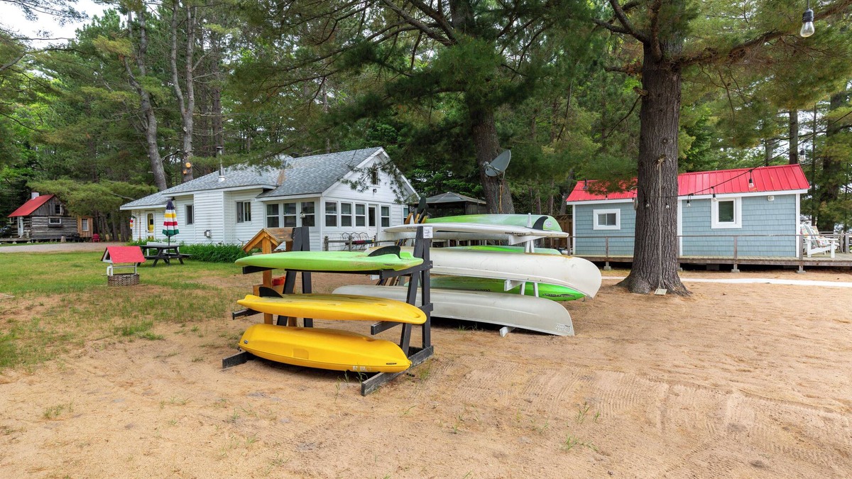Killaloe Cottage | The Beach Cottages: 3 Cottages + 1 Bunkie, Perfect for Multi-Family Fun!