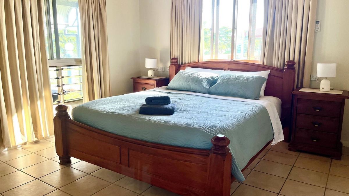 Kurrimine Beach House | The Beach House - Kurrimine BeachnFamily- Friendy Beachfront House