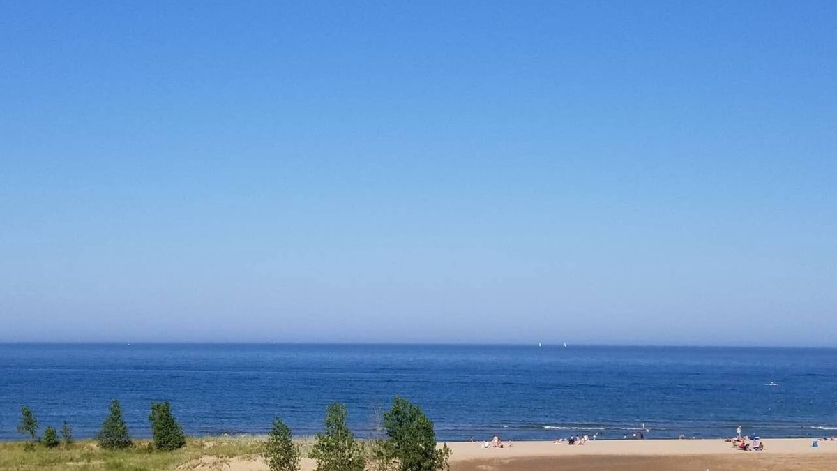 Racine House | The Beach House at Michigan Blvd.
