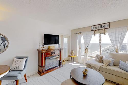 Myrtle Beach Apartment | The Beach House at Palace Resort 1911