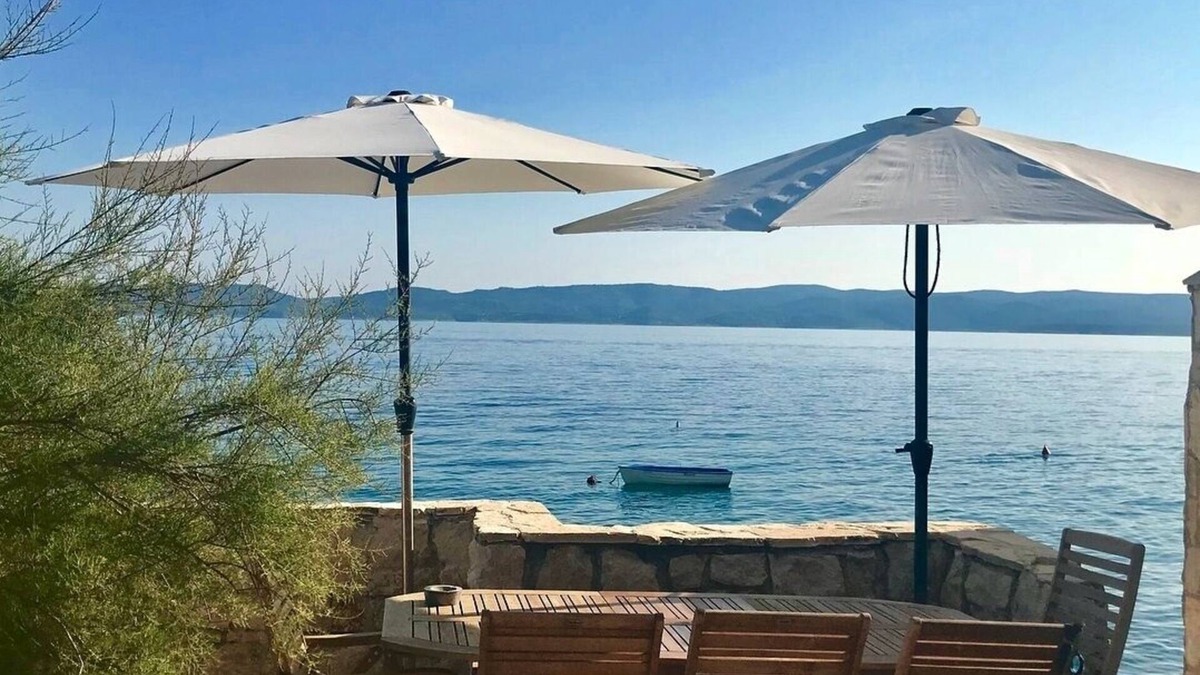 Pisak House | The Beach House Croatia | House with Private access to the beach in Pisak