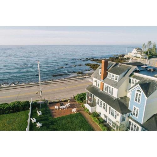 Kennebunk Hotel | The Beach House Inn