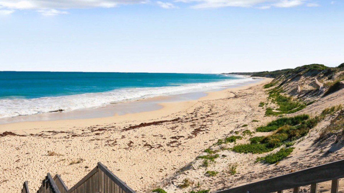Two Rocks House | The Beach House Two Rocks