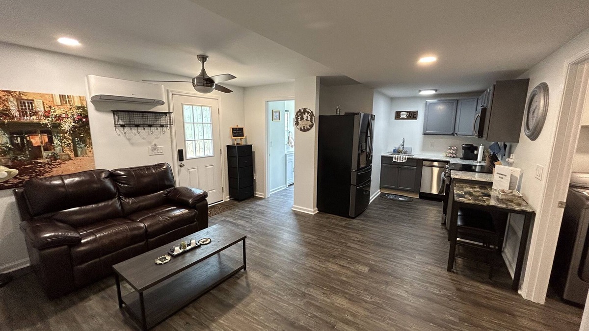 Jasper Apartment | The Bear Den - Jasper GA