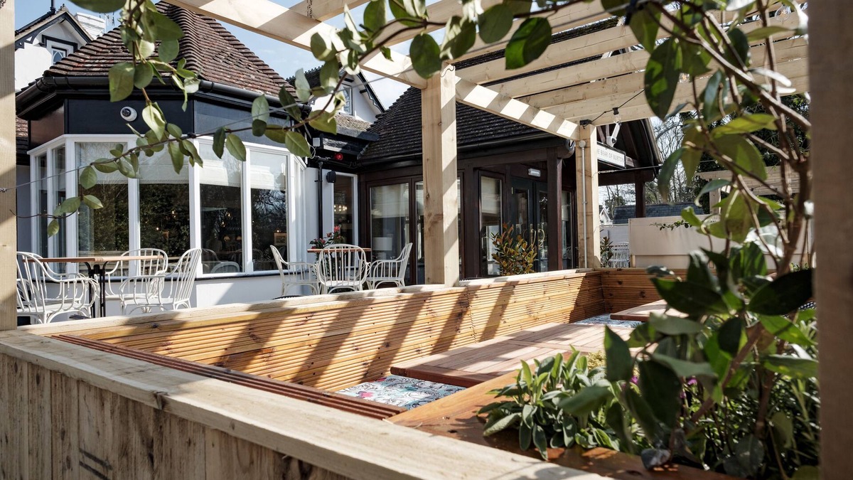 Burton Hotel | The Bear of Burton