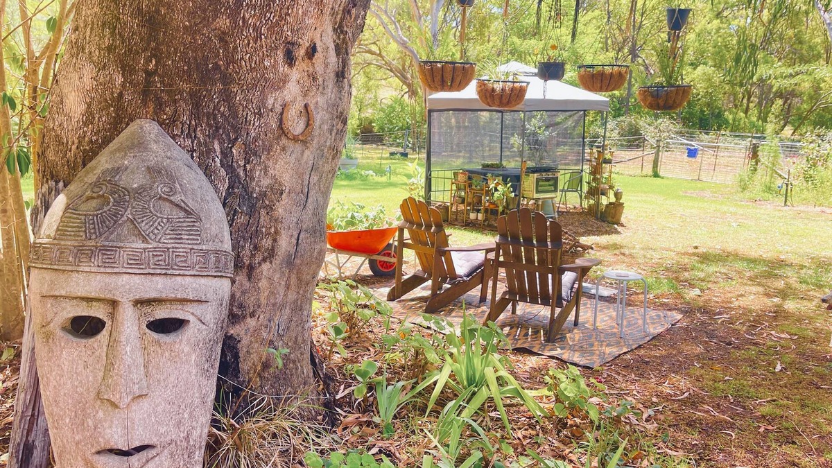 Coonabarabran Cabin | ❤️ The Beau Van :: Rustic Boho Unique ♥️