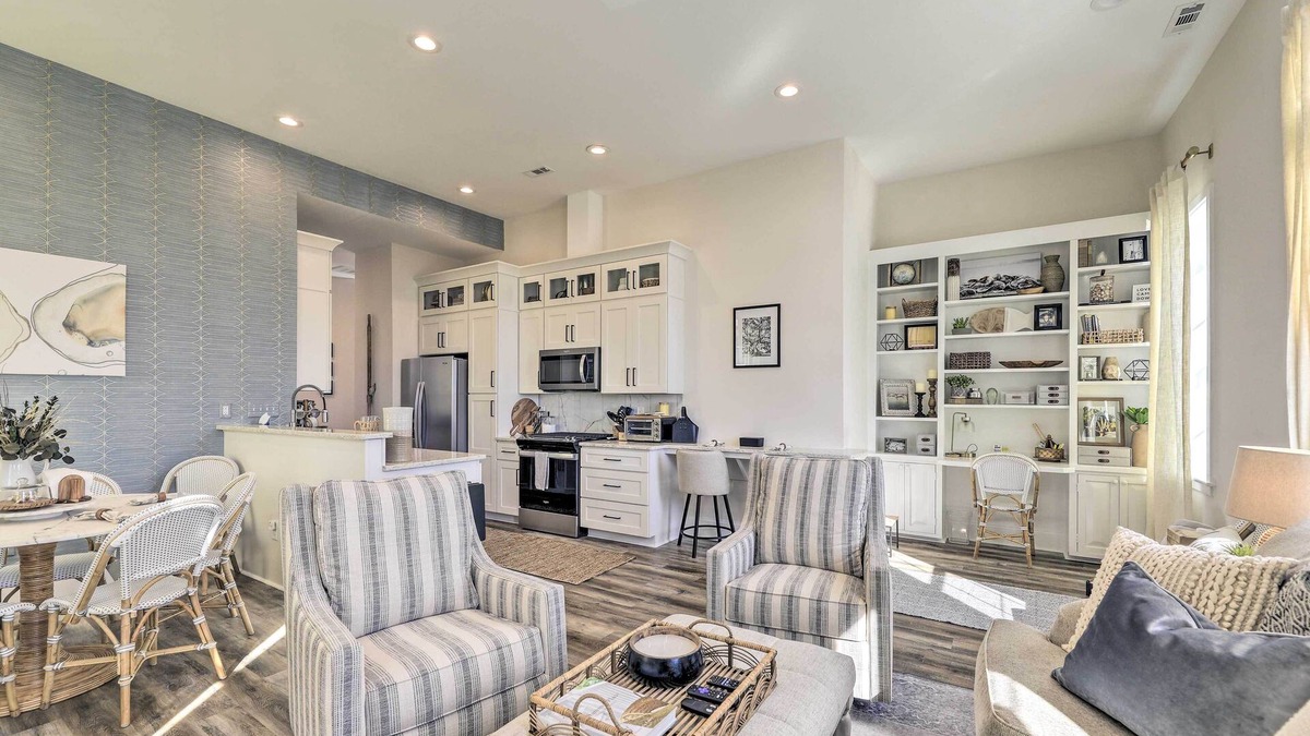 Morehead City Condo | ‘The Beaufort Flat’ Near Downtown & Waterfront!