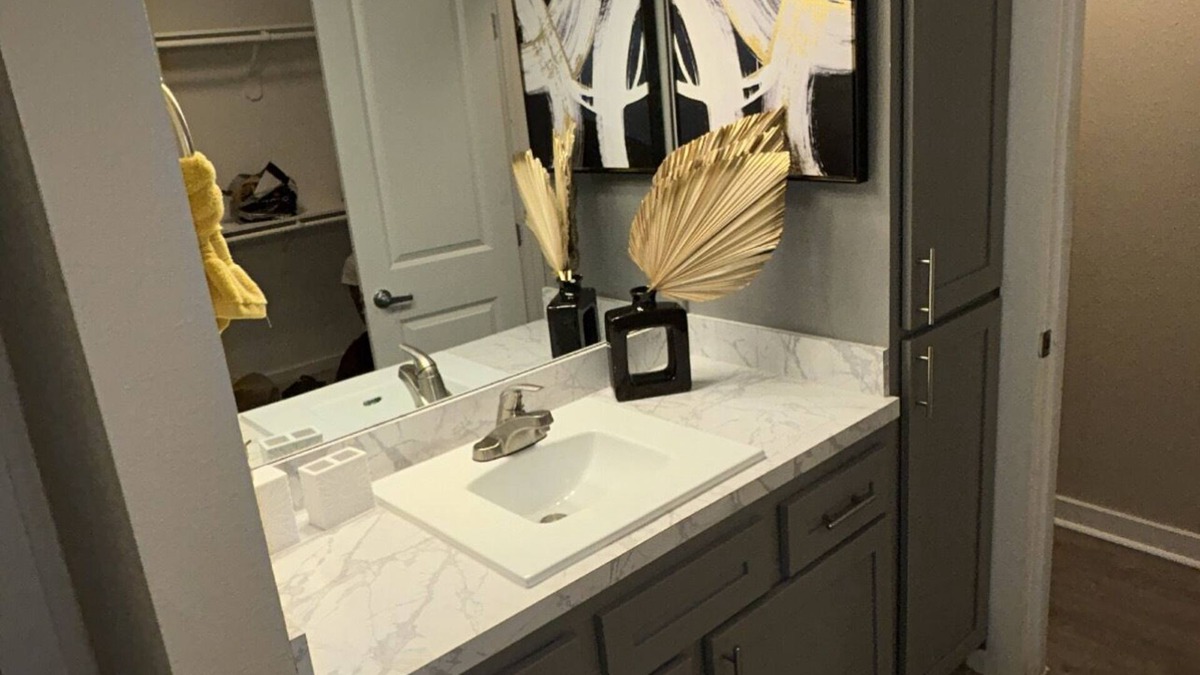Nassau Bay Apartment | The Beautiful Bay Area