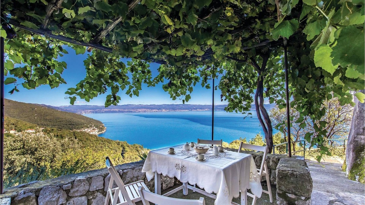 Mosenice Apartment | The beautiful view and peaceful surroundings are perfect reasons for choosing this vacation property