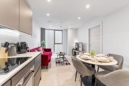 The Docks Apartment | The Becky Suite - Princes Dock Liverpool