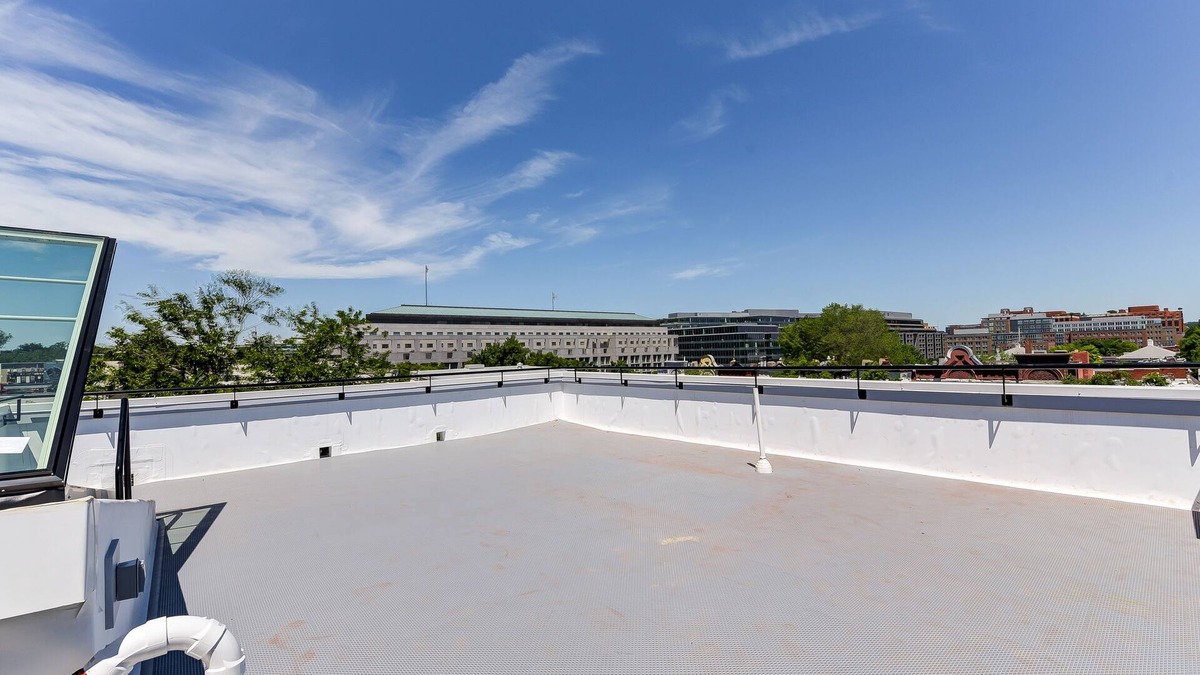 Stanton Park Condo | The Bell On Capitol Hill. A Power House Location.