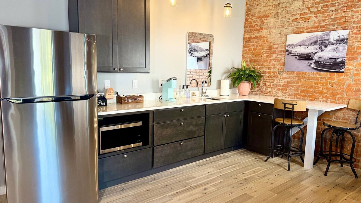 Watkins Glen Hotel | The Benjamin Hotel