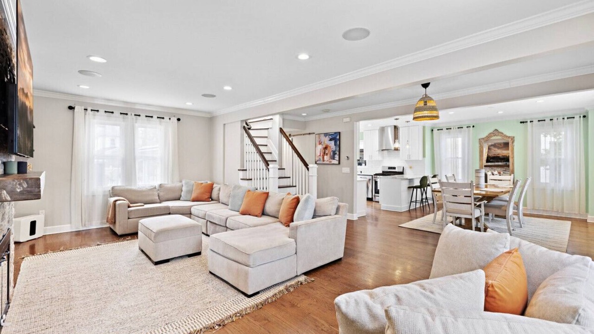 Elizabeth House | The Bennett I Flagship Oasis